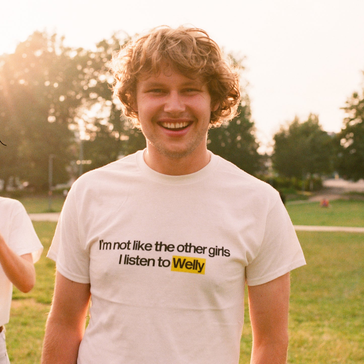 "I'm not like the other girls I listen to Welly" T-Shirt